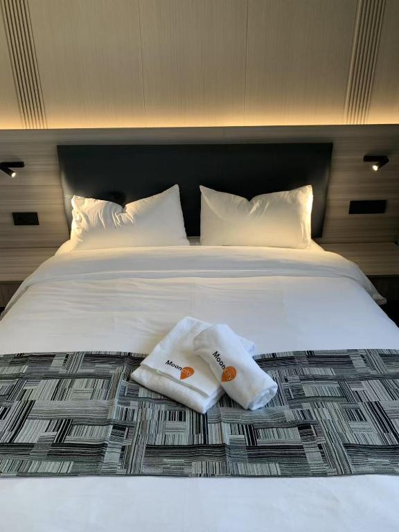 Mooncity Hotel & Boardinghouse - Resim 12