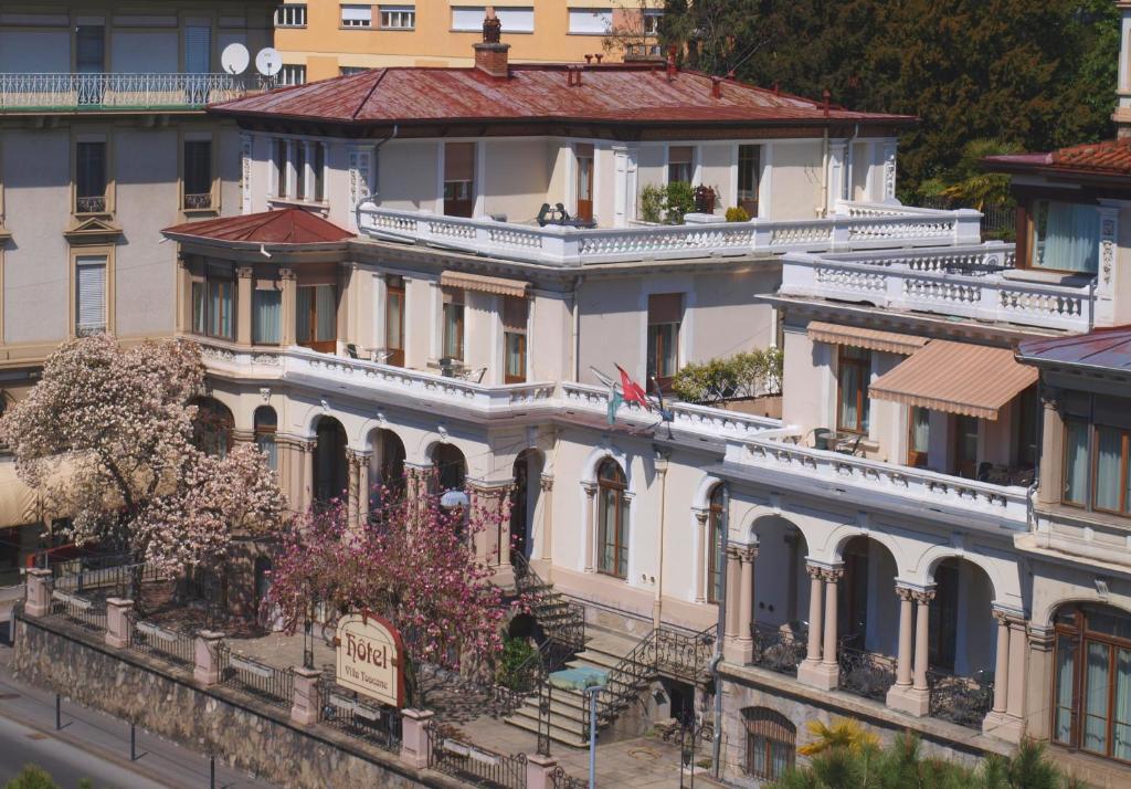 Photo de la galerie de l'établissement Villa Toscane, à Montreux