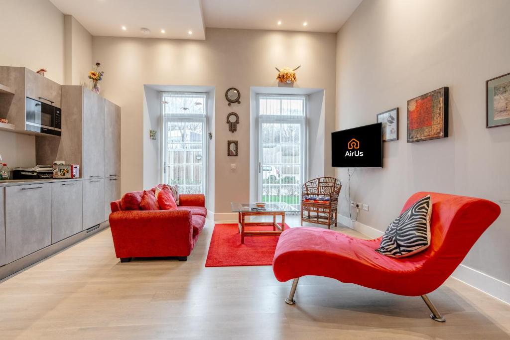 Unique Two Bed Holiday Home in Edinburgh - 