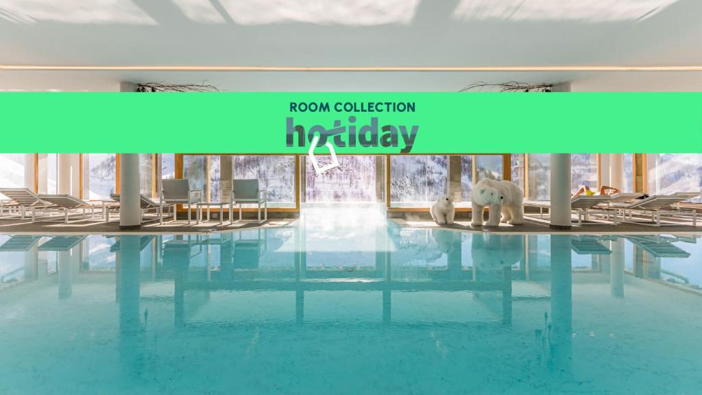 Bazén v ubytování HOTIDAY Room Collection - Cervinia nebo v jeho okolí