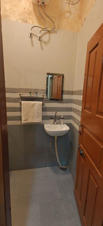 Koupelna v ubytování Shree p Guest House