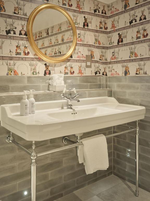 The Queensberry Hotel - Resim 43