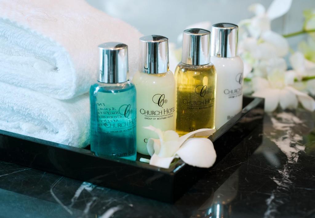 Le Petit Prince Lakeside Hotel & Rooftop Bar - 4