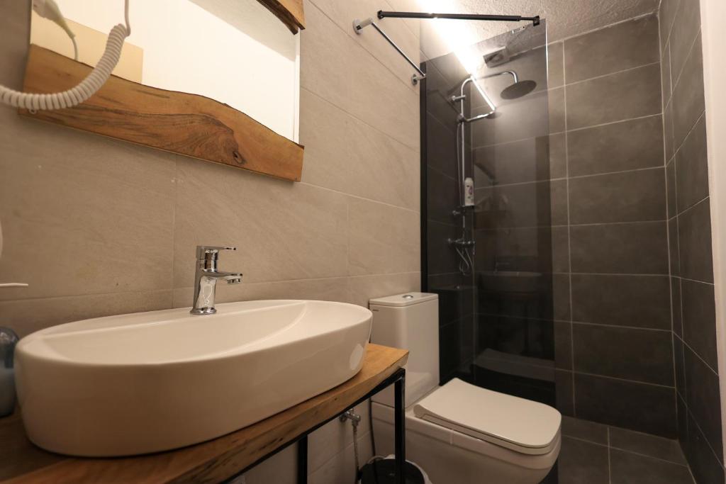 Een badkamer bij N'konak Guesthouse