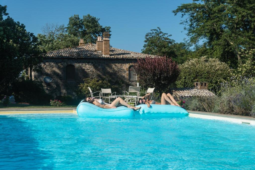 Bazén v ubytovaní Panoramic villa with pool alebo v jeho blízkosti