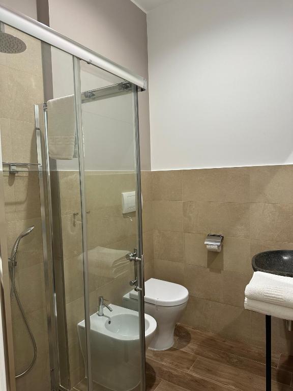 Łazienka w obiekcie Olivia Rooms Eurialo