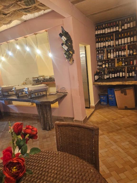 Lounge nebo bar v ubytování Tawaca Ecohotel