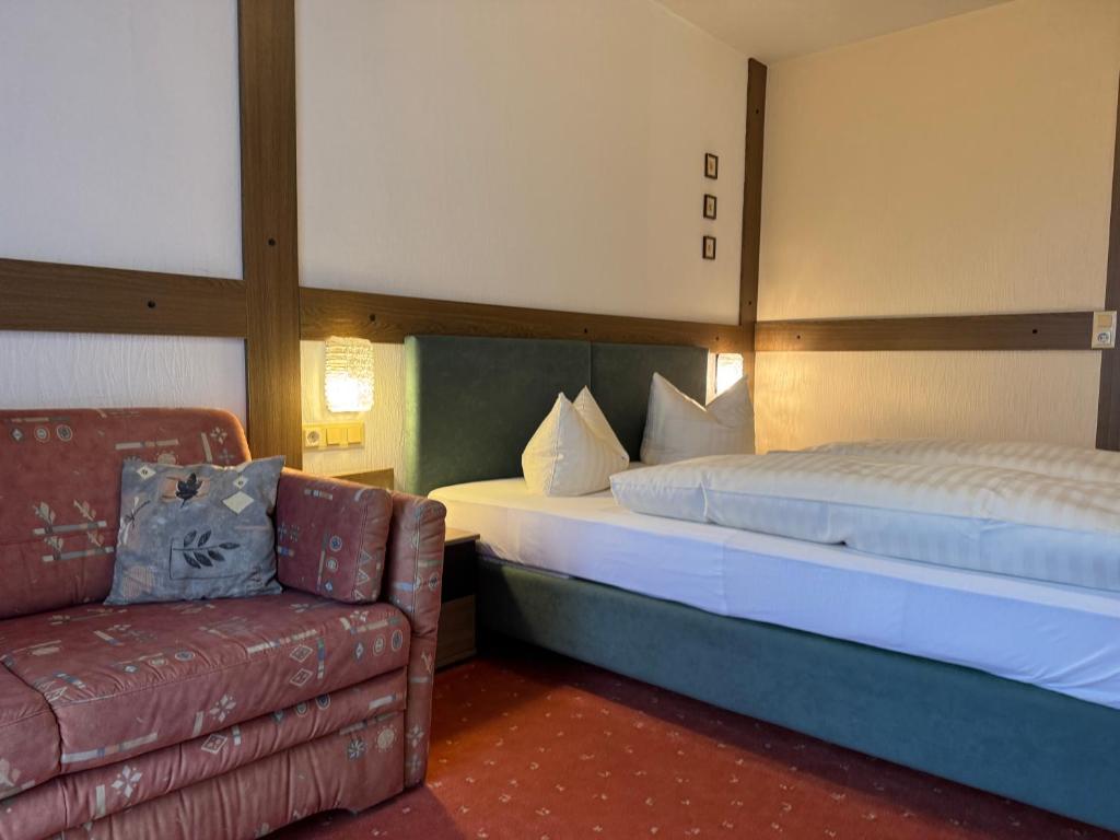 Landgasthof Waldschlösschen - Double Room With Terrace