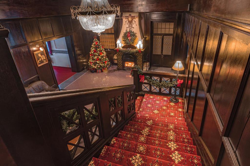 Posezení v ubytování Hotel Lovecký zámeček Orion