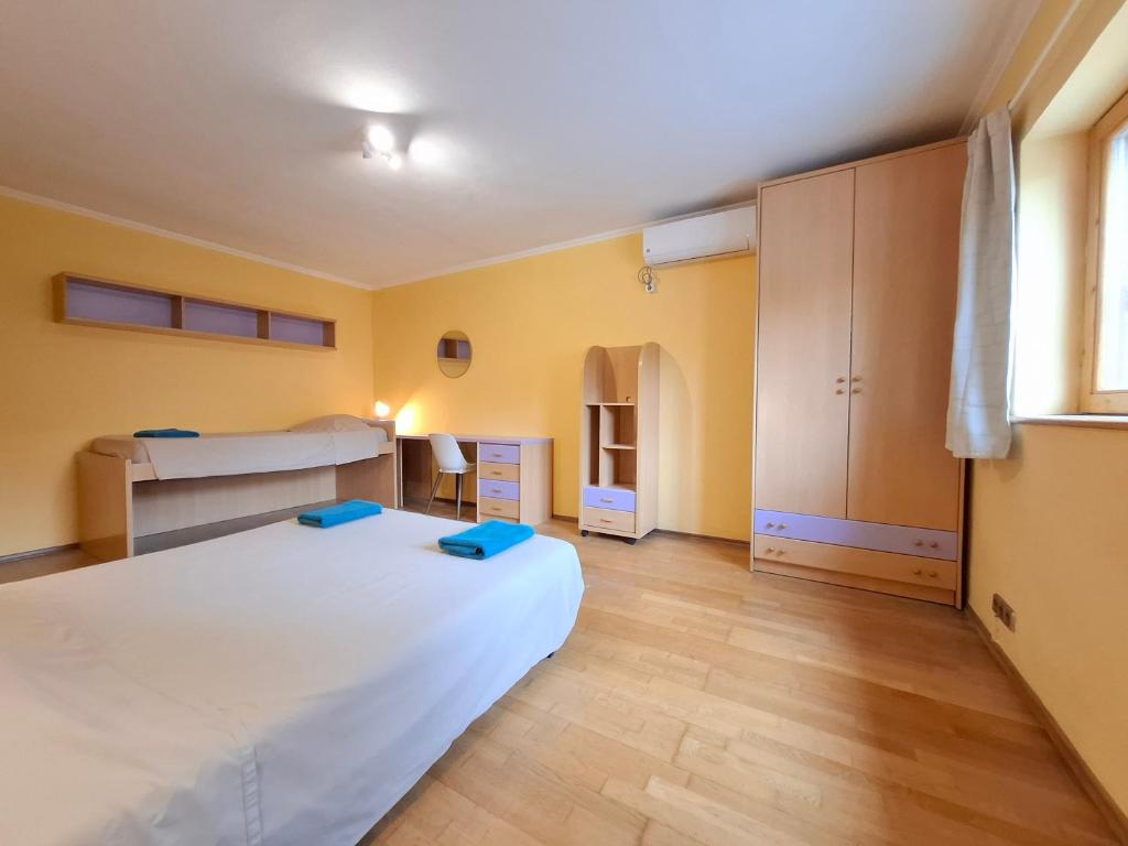 A bed or beds in a room at Casa Gaviota