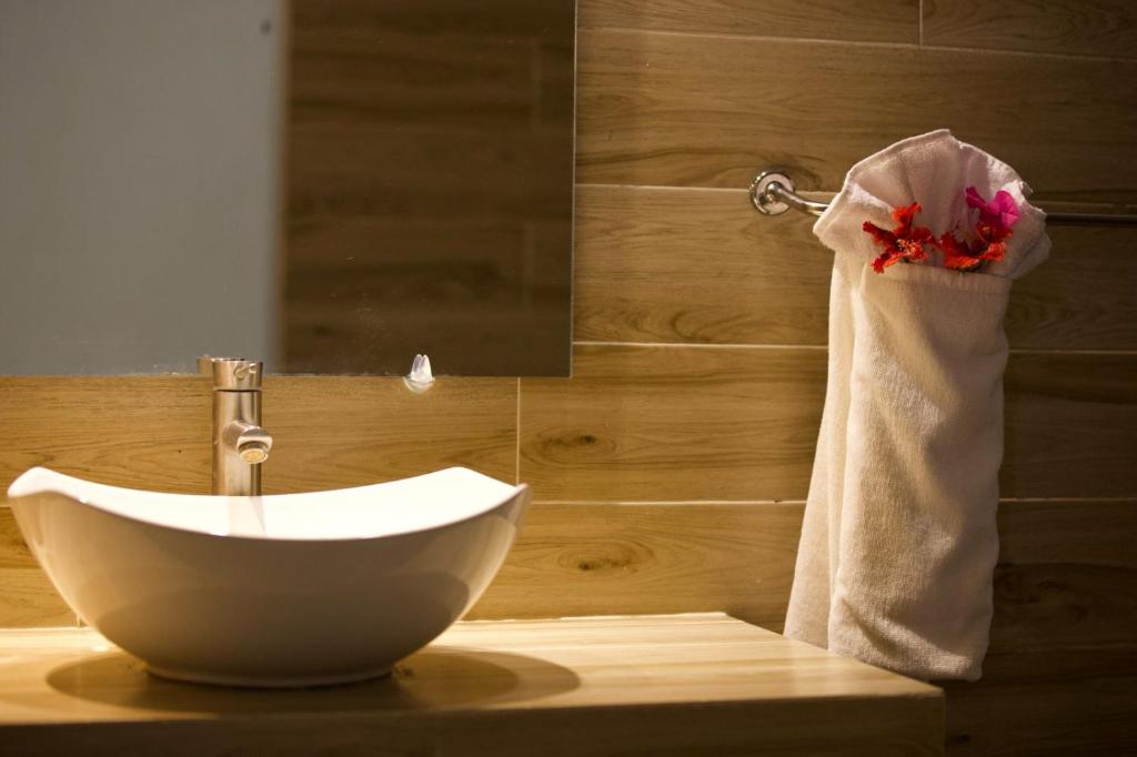 Un baño de Afreeka Beach Hotel