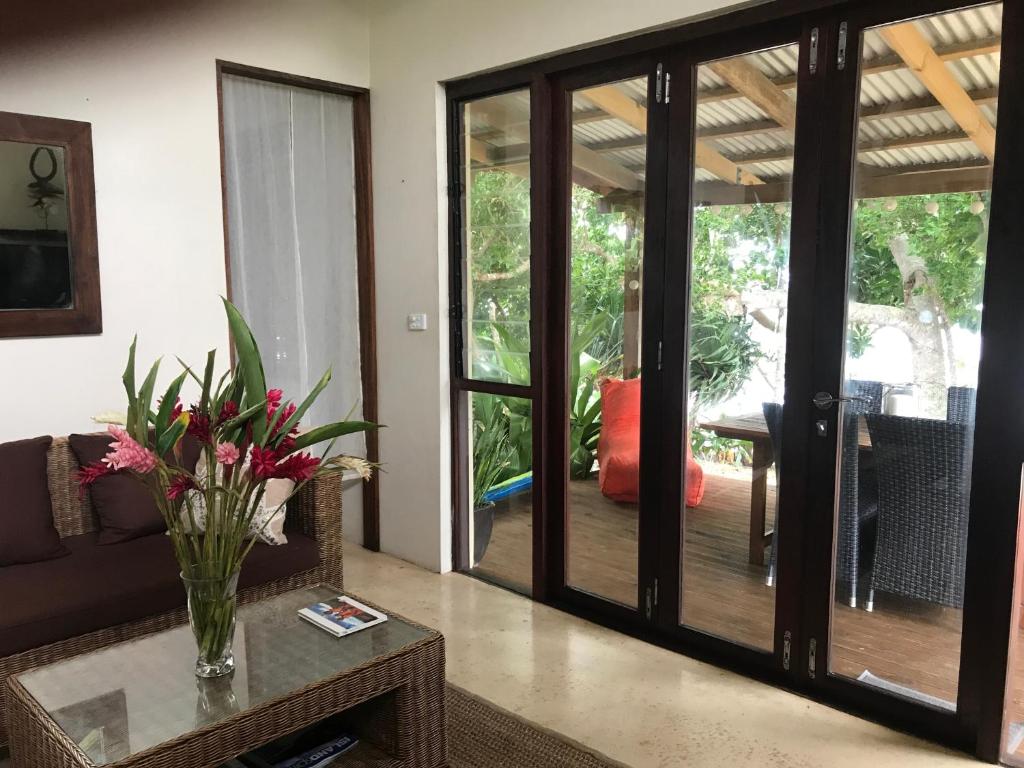 Fotografie z fotogalerie ubytování Whispering Palms - Absolute Beachfront Villas v destinaci Port Vila