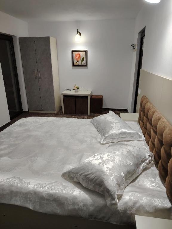 Postel nebo postele na pokoji v ubytování Ge-Lux
