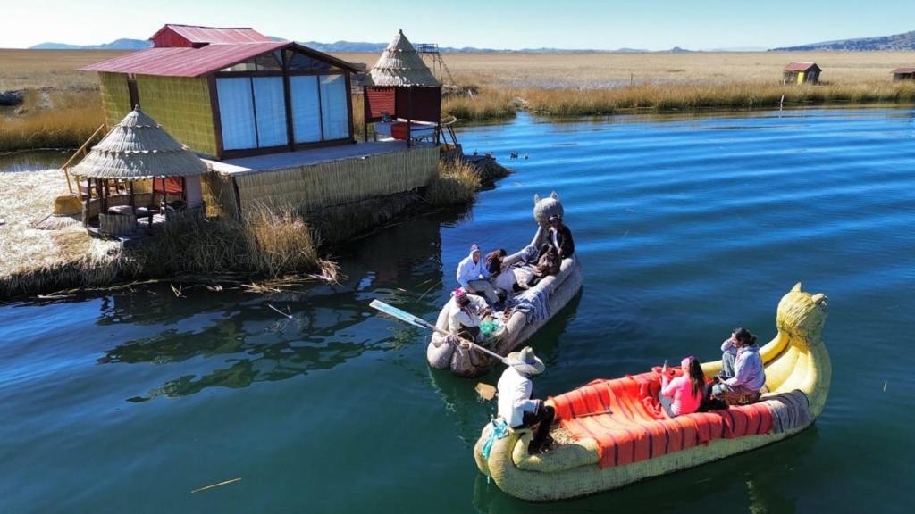 Fotografie z fotogalerie ubytování Uros Aruma Uro Lodge v destinaci Uros