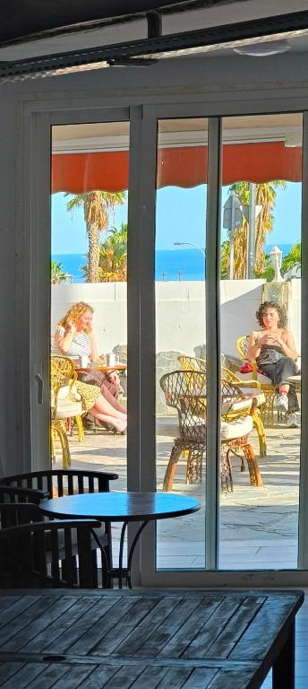 Nespecifikovaný výhled na moře nebo výhled na moře při pohledu z hostelu
