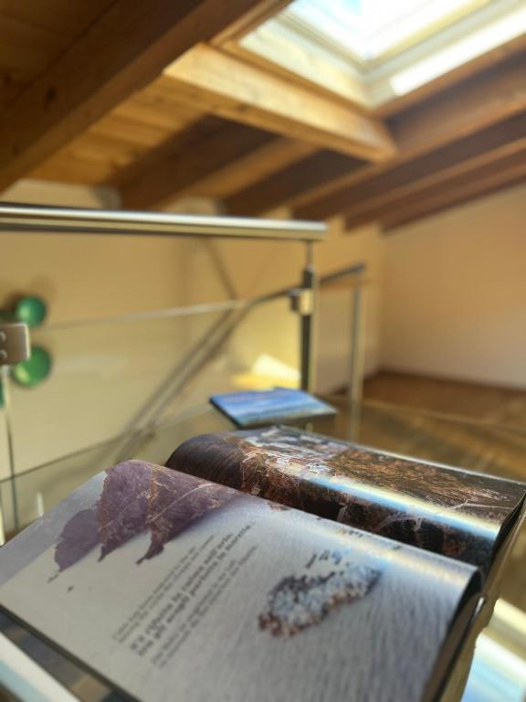 Postel nebo postele na pokoji v ubytování El Fossadeu-Biassa-Cinque Terre
