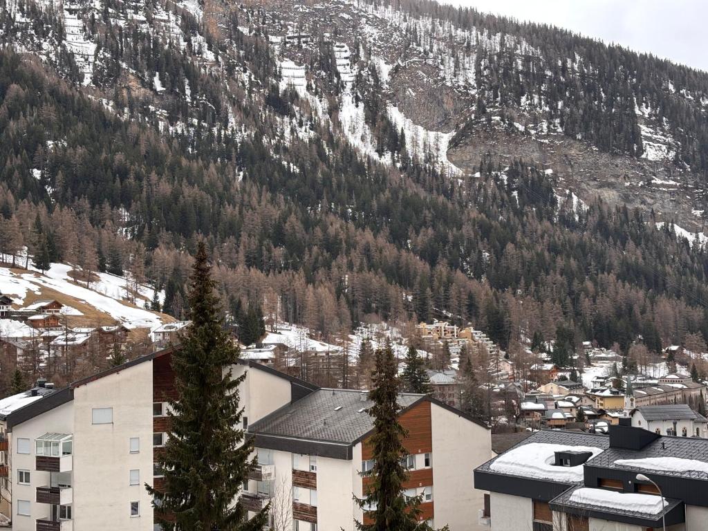 Luxuse Ferienwohnung Flüe 11 - Resim 24