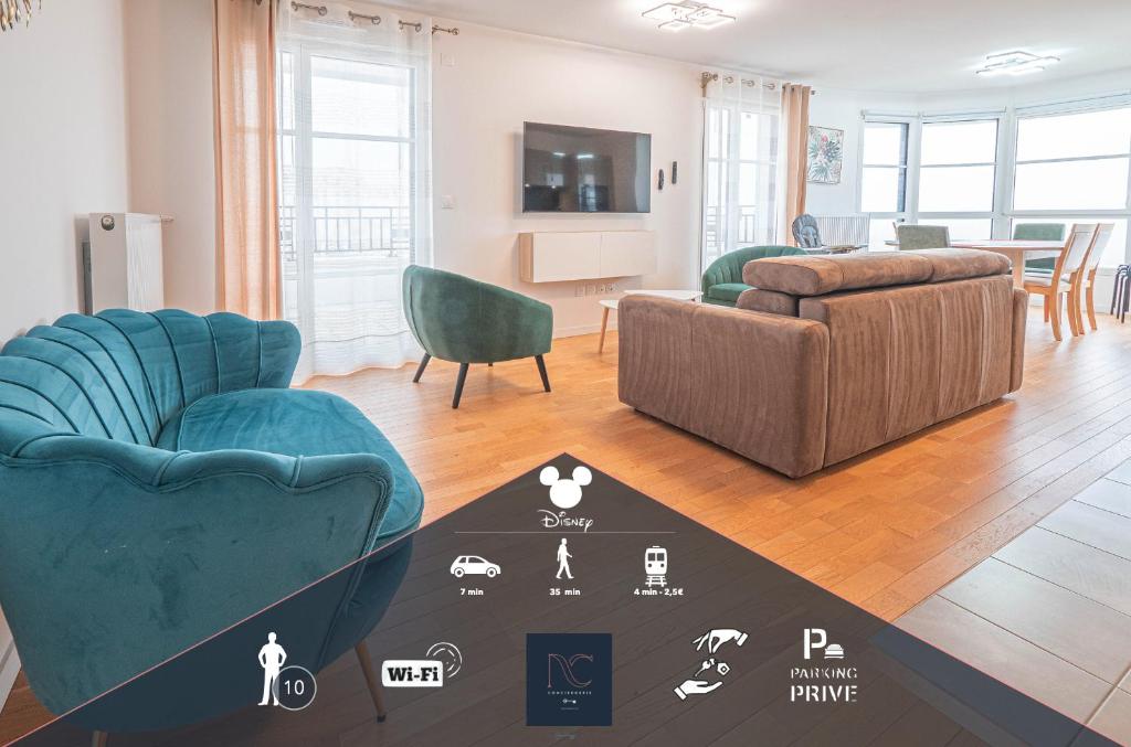 un salon avec un canapé et une chaise dans l'établissement Disneyland-Paris 10 personnes, Wifi, 2 parkings, à Chessy