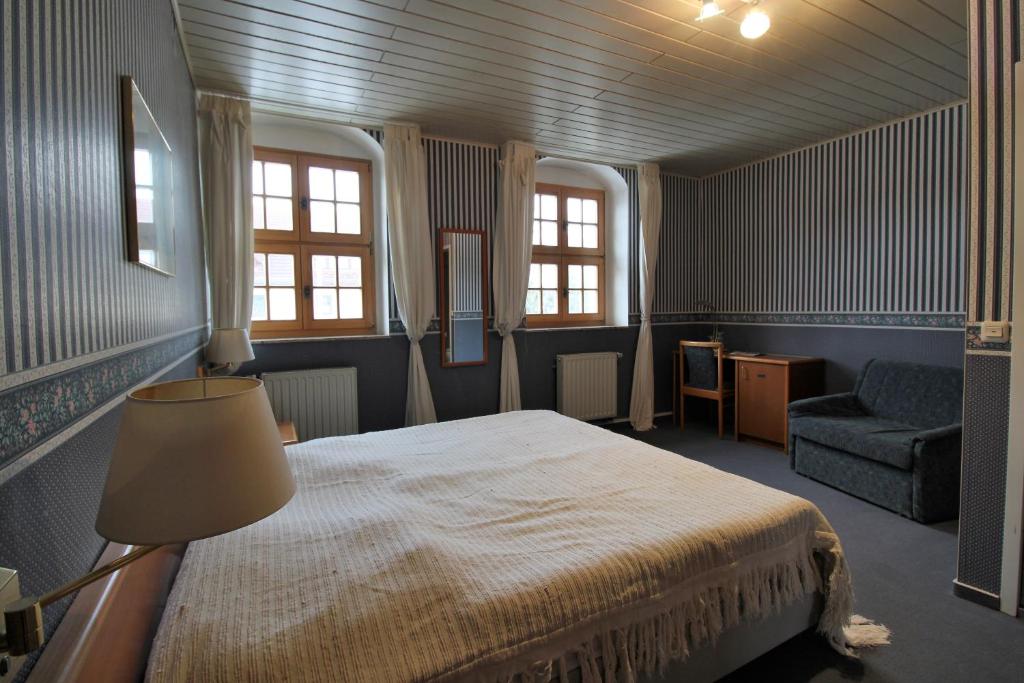 Waldhof zu Grillenburg im Tharandter Wald am See - Double Room With Lake View