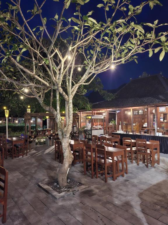 Restaurace v ubytování Balkondes Tuksongo