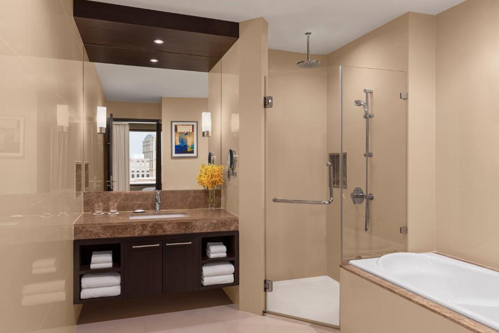 
One-Bedroom Suite with a King Bed or Two Single Beds and City View, with Bathtub
