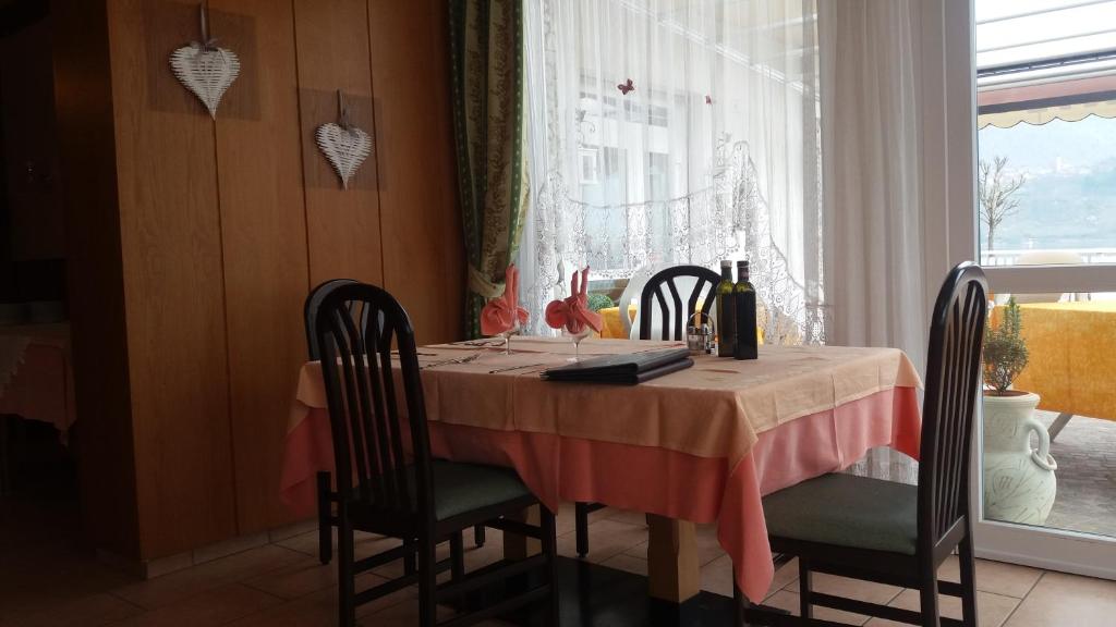 Posezení v ubytování Hotel La Piroga