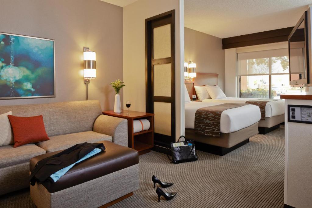 Hyatt Place Richmond Arboretum - Double Room With Two Double Beds And Sofa Bed