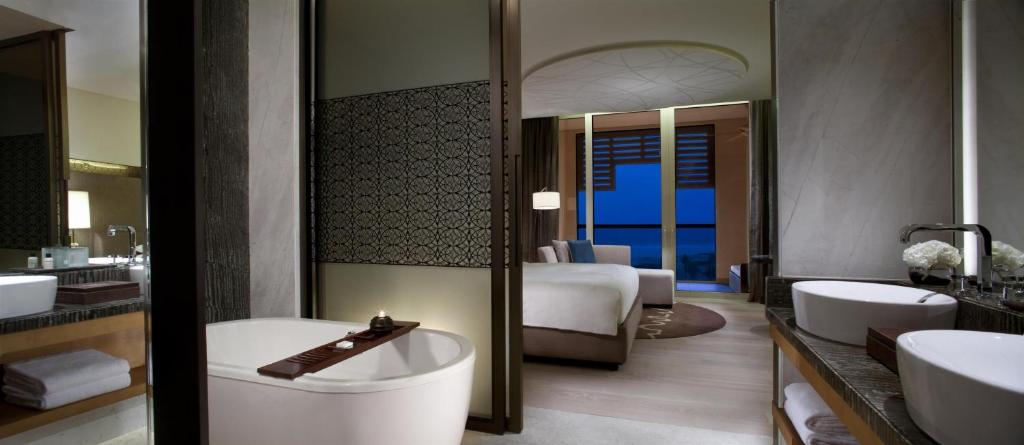Park Hyatt Abu Dhabi Hotel and Villas - Camera King