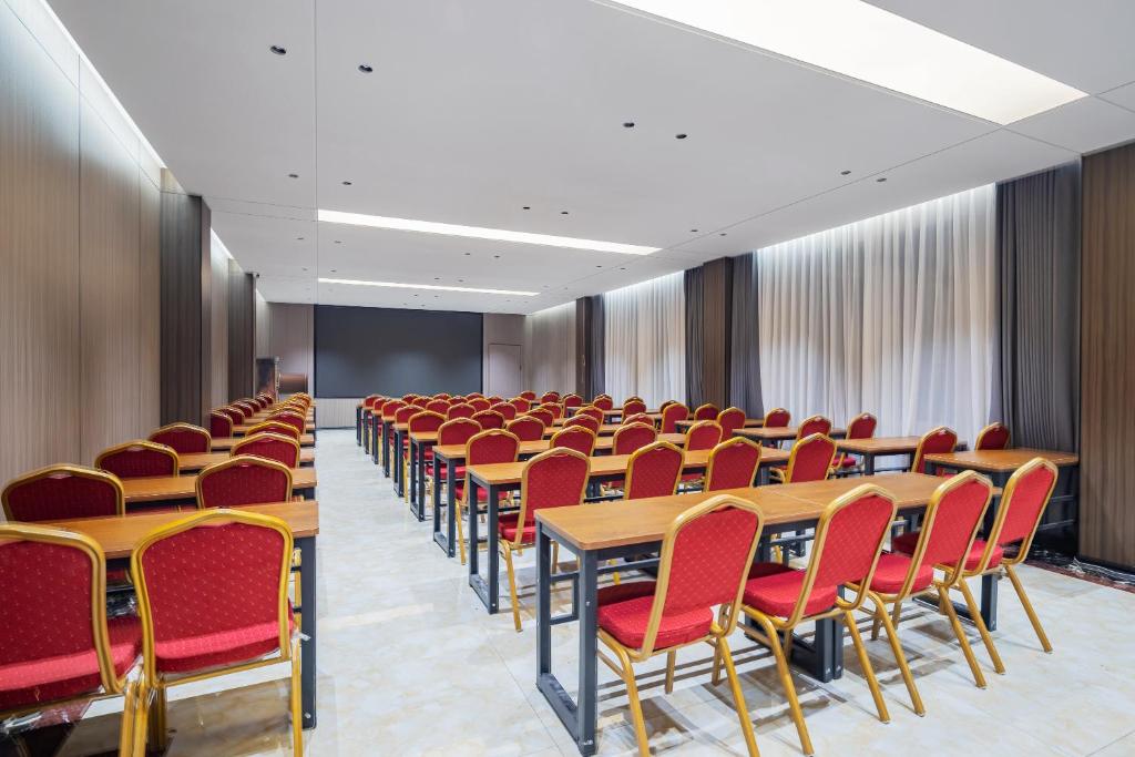 Konferenční prostory v ubytování China Youth Qiuguo Hotel - Wuhan Jiangxia Uni-Town Metro Branch
