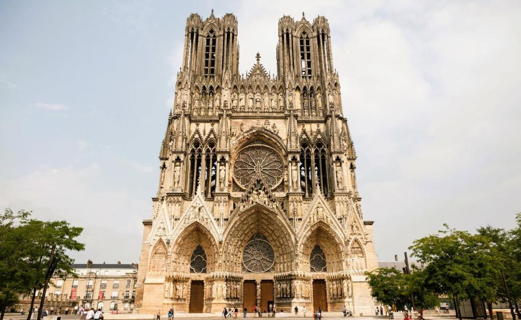 Holiday Inn Express & Suites Reims - Rives de Vesle by IHG