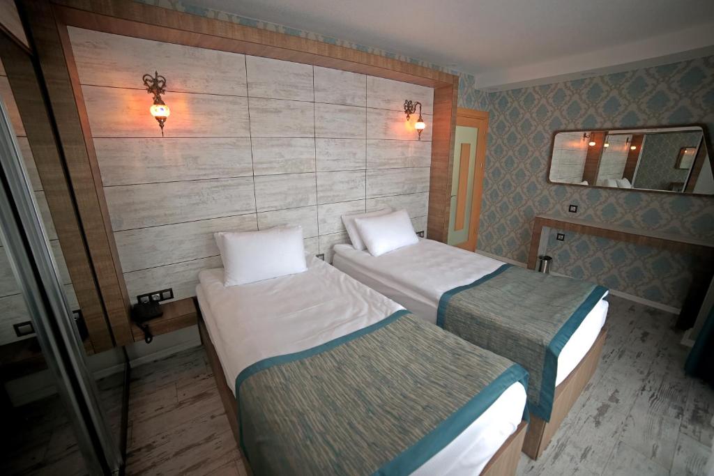 Elite World Nest Sivas - Suitekamer Met 1 Kingsize Bed + 1 Eenpersoonsbed
