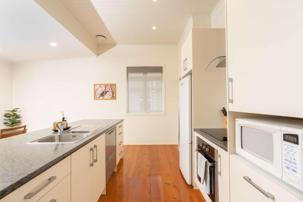 Central Villa Oasis - Resim 12