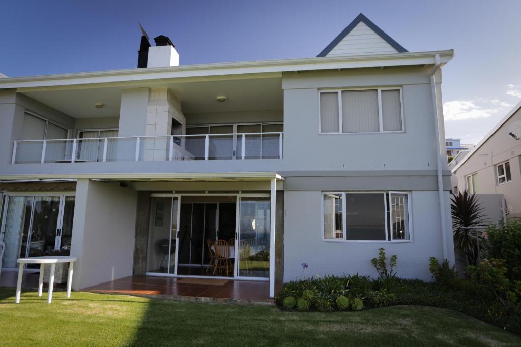 82 De Bakke Terrace - Image 6