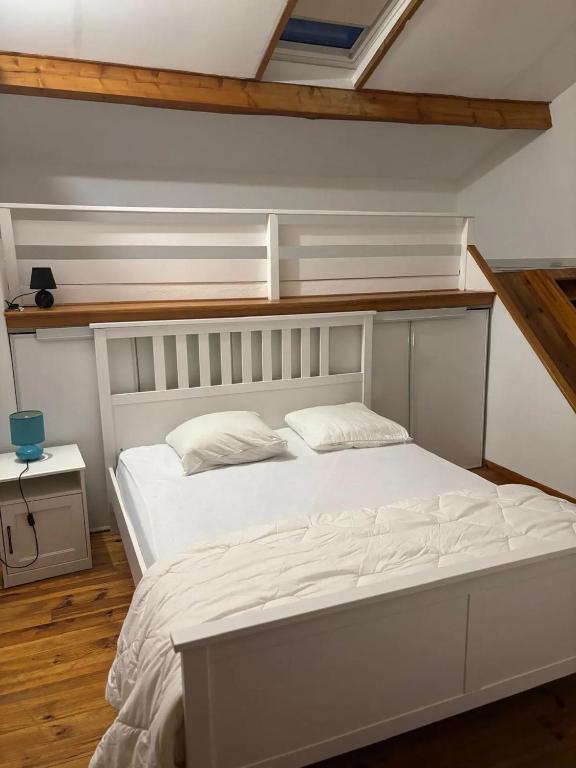 Posteľ alebo postele v izbe v ubytovaní Villa spacieuse à Aimargues avec piscine privée