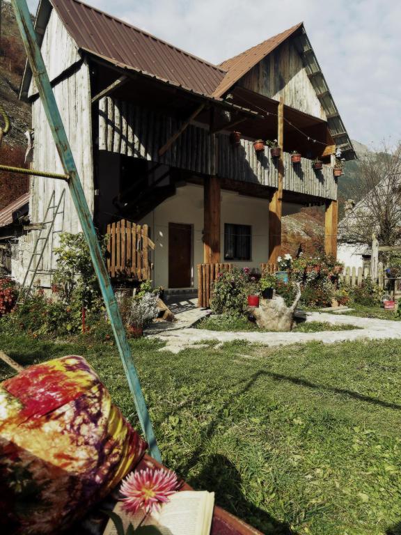 Guesthouse Lola