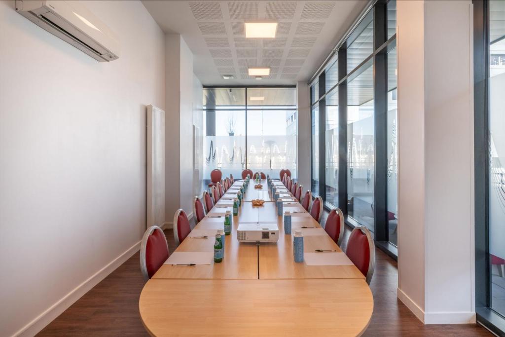 Appart'Hotel Odalys City - Nantes Cité des congrès - Resim 39