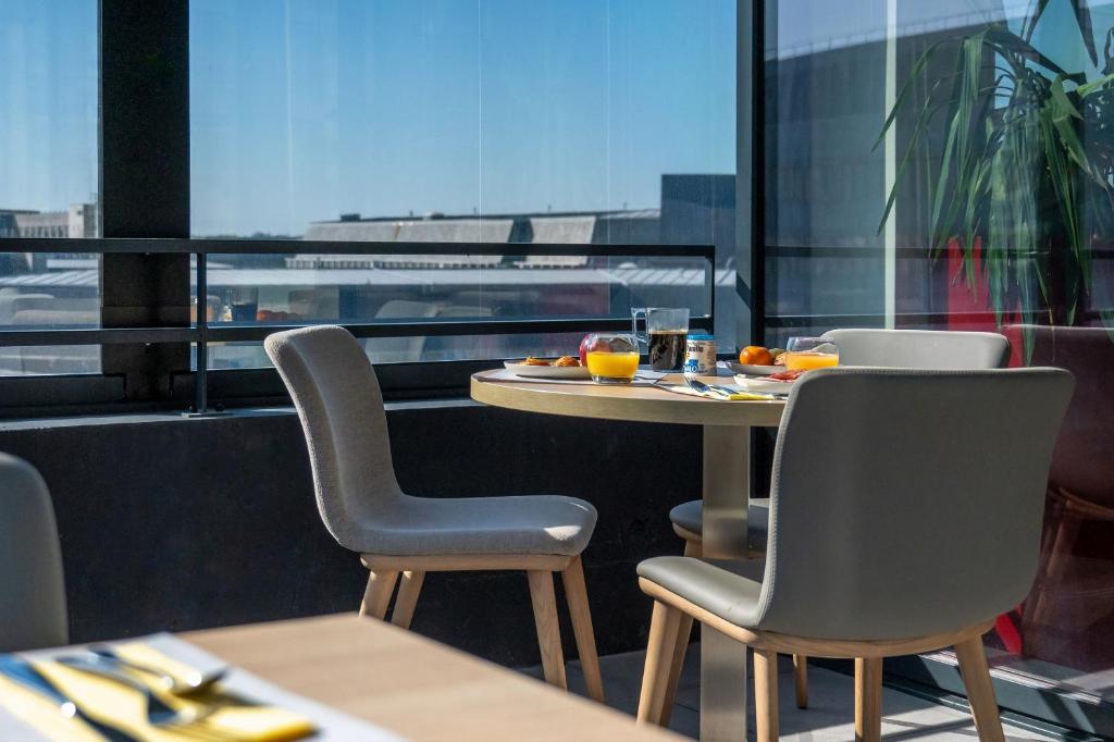 Appart'Hotel Odalys City - Nantes Cité des congrès - Resim 44