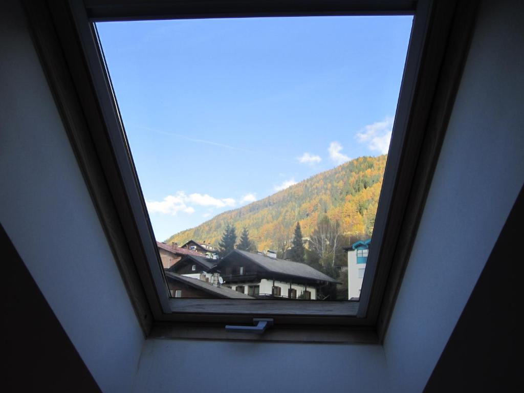 Nespecifikovaný výhled na hory nebo výhled na hory při pohledu z aparthotelu
