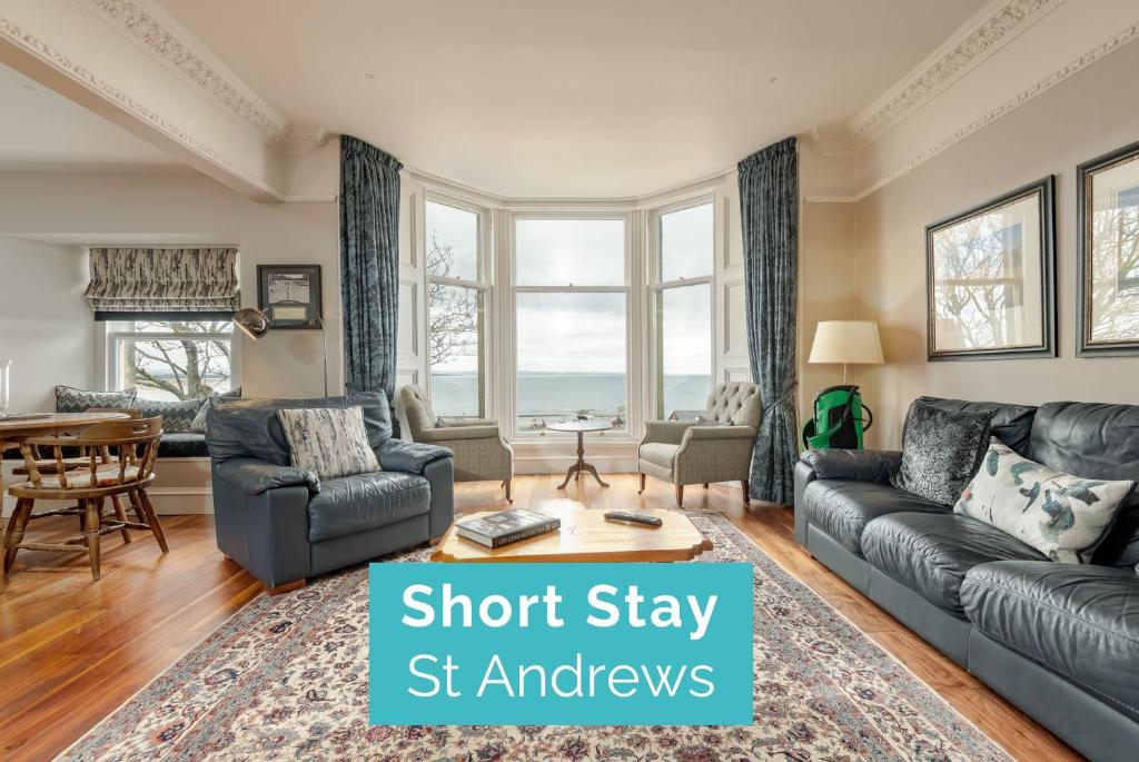 Posezení v ubytování Gillespie Apartments - Golfer's Dream