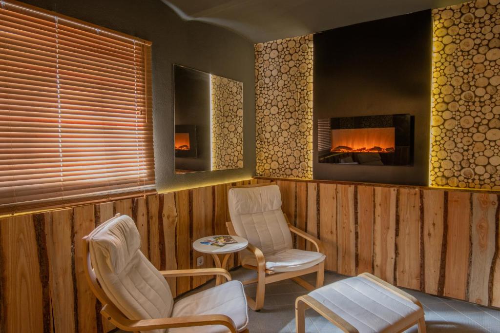 Posezení v ubytování Ferien Residenz Thüringer Wald