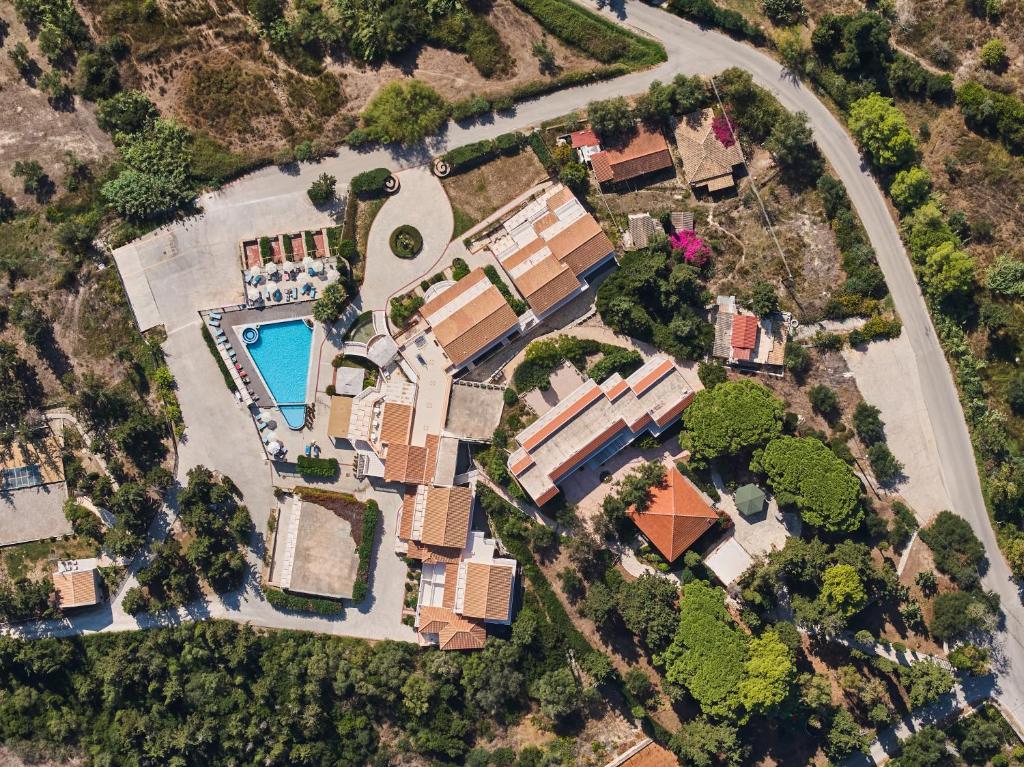 Bazén v ubytování Gerakas Belvedere hotel nebo v jeho okolí