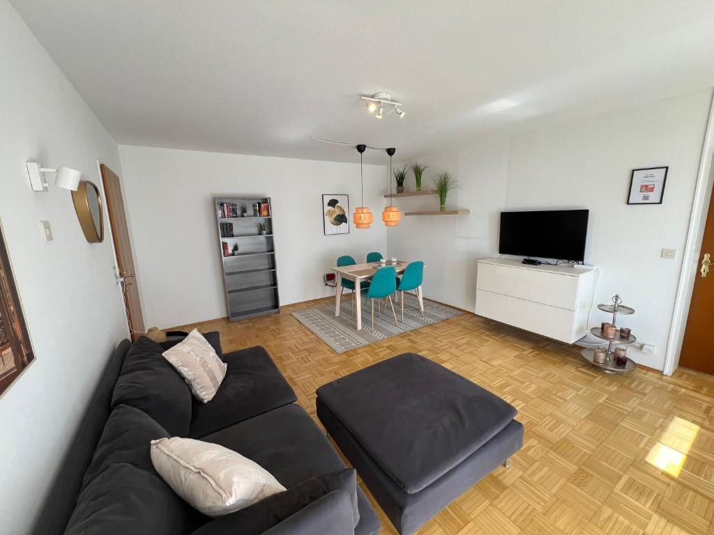 Televisyen dan/atau pusat hiburan di Ferienwohnung AllgäuSchatz in Stadtnähe Kempten