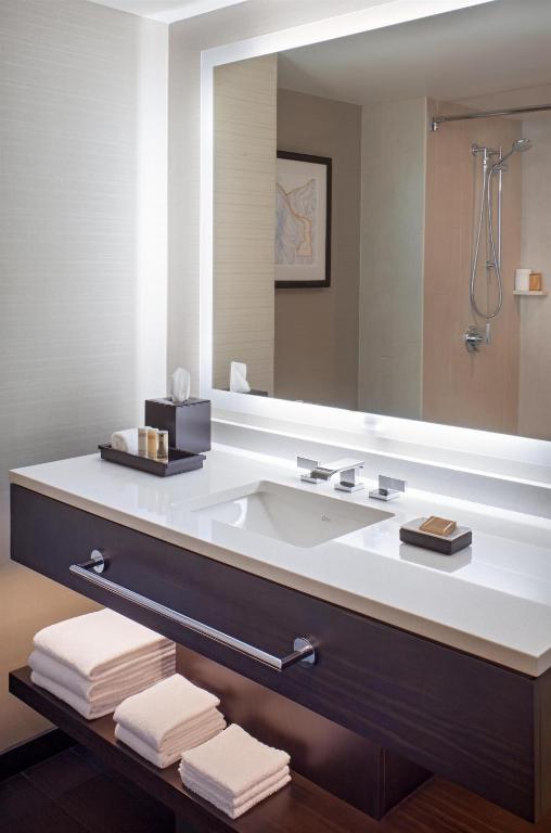 Grand Hyatt Denver - 