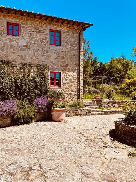 Ogród w obiekcie Borgo La Capraia