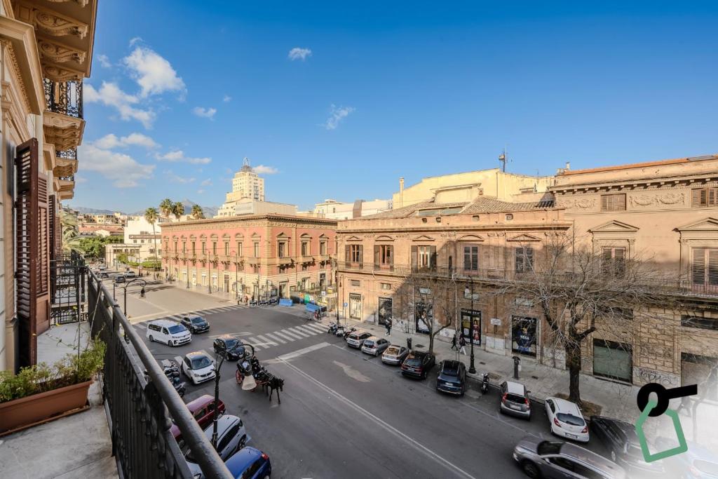 HOTIDAY Room Collection - Palermo Palco Noir - Resim 9