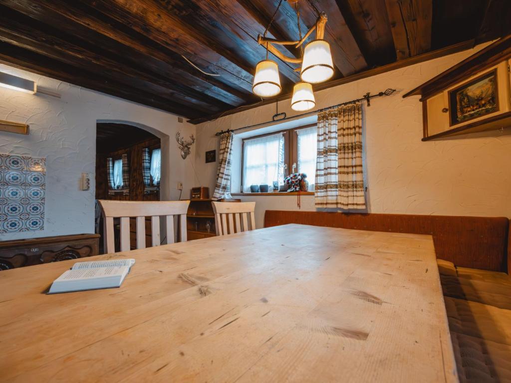 Fotografie z fotogalerie ubytování Holiday Home Alte Sahnealm by Interhome v destinaci Hollersbach im Pinzgau