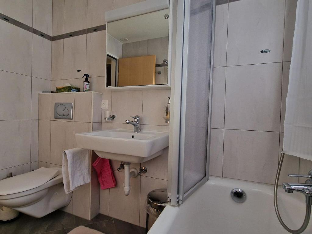 Koupelna v ubytování Apartment Cabane 8 by Interhome