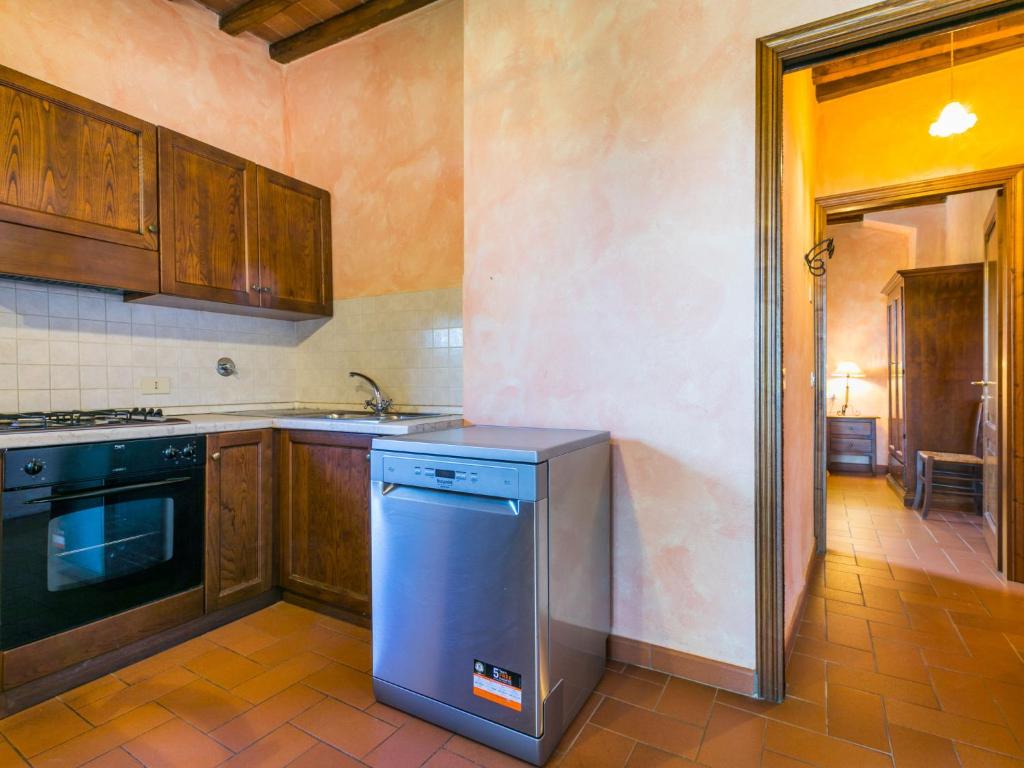 Kuchyň nebo kuchyňský kout v ubytování Apartment La Loggia by Interhome