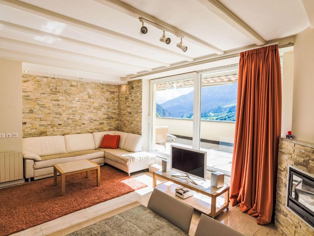 Apartment Cristal-10 by Interhome