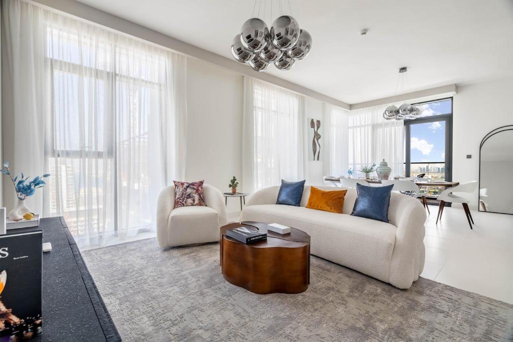 View of 875sqm Five-Bedroom Beachfront Penthouse | Delano Dubai